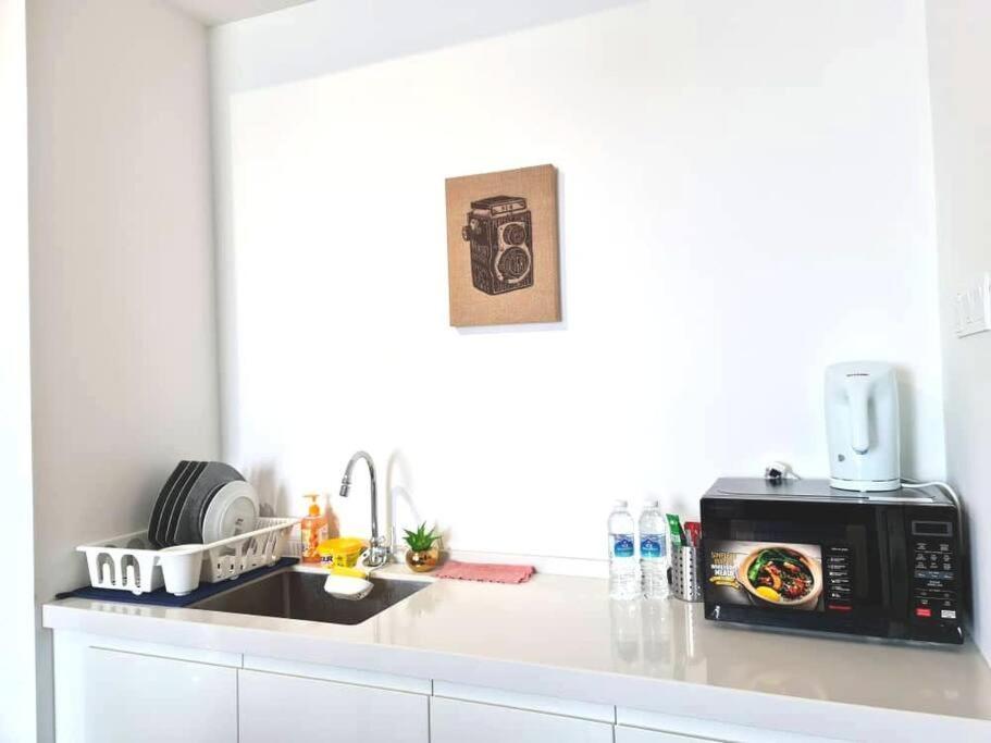 Cozy Seaview Studiosuite Hs Sweet Homestay Куантан Екстериор снимка